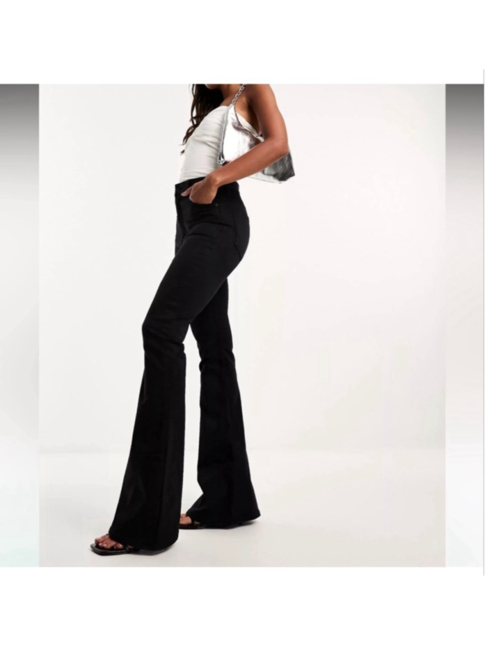 Elegant Black Flare Jeans